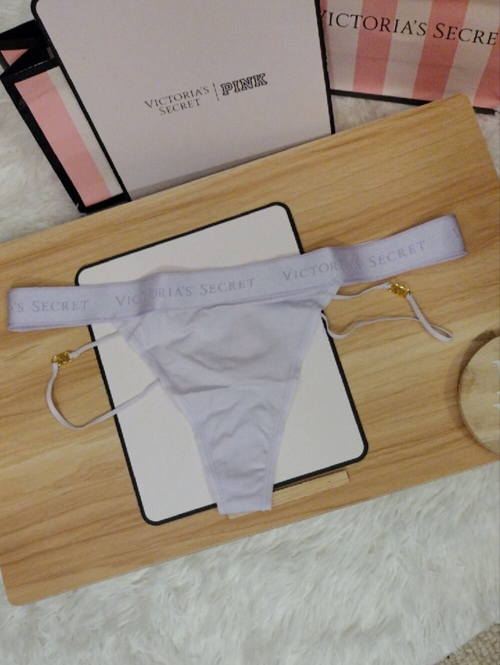 Victoria's Secret Lilac Strappy Thong Medium 🆕